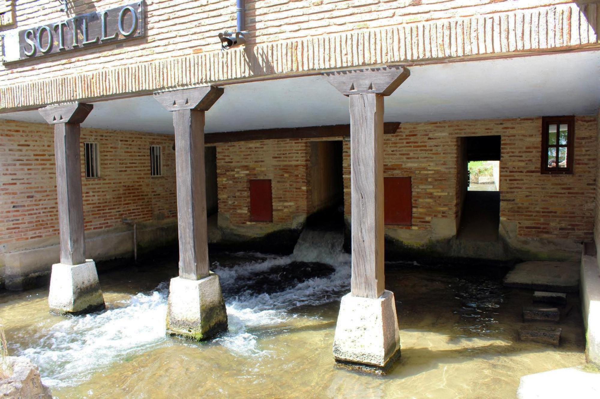 Molino El Sotillo Villa Saldana Ngoại thất bức ảnh